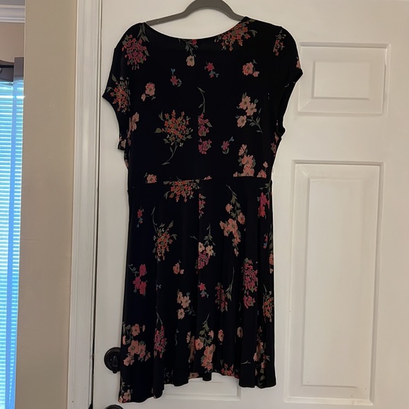 Spring Mini - Picture 5 of 6